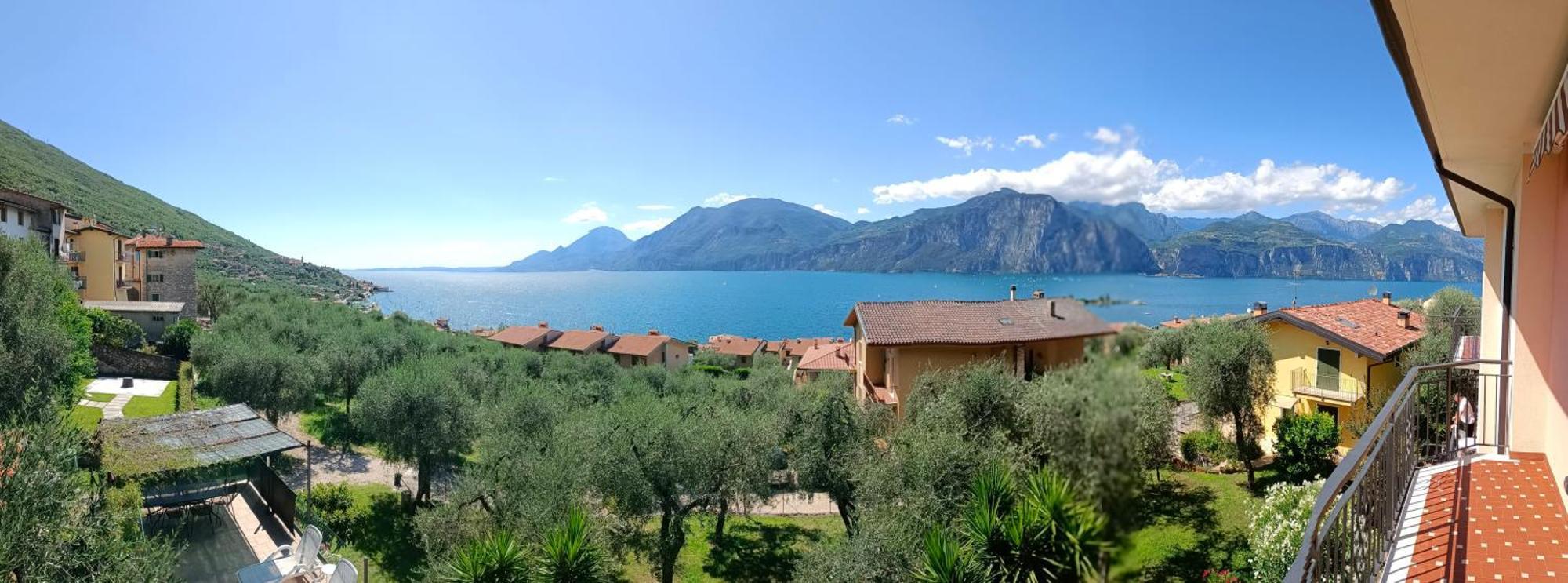 Appartamenti Casa Nina, Lago,Montagne, Uliveti Brenzone sul Garda Exterior photo